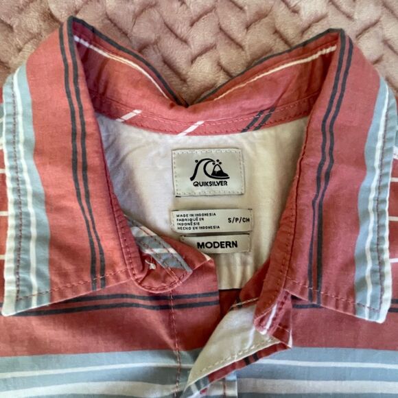 NEW Quiksilver Striped Button Down Shirt Mens Size S - Picture 5 of 6